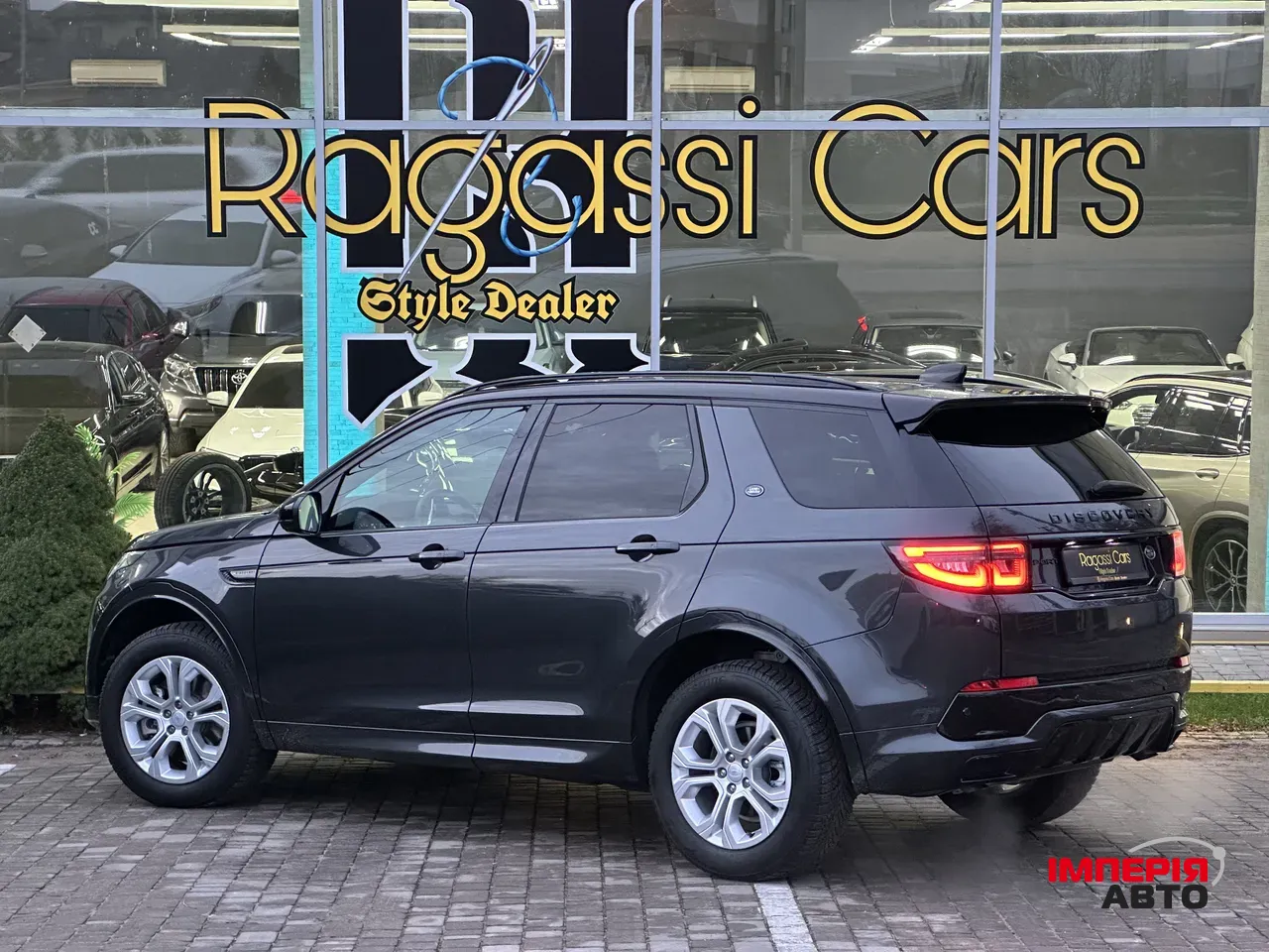 Land Rover Discovery Sport - фото 6