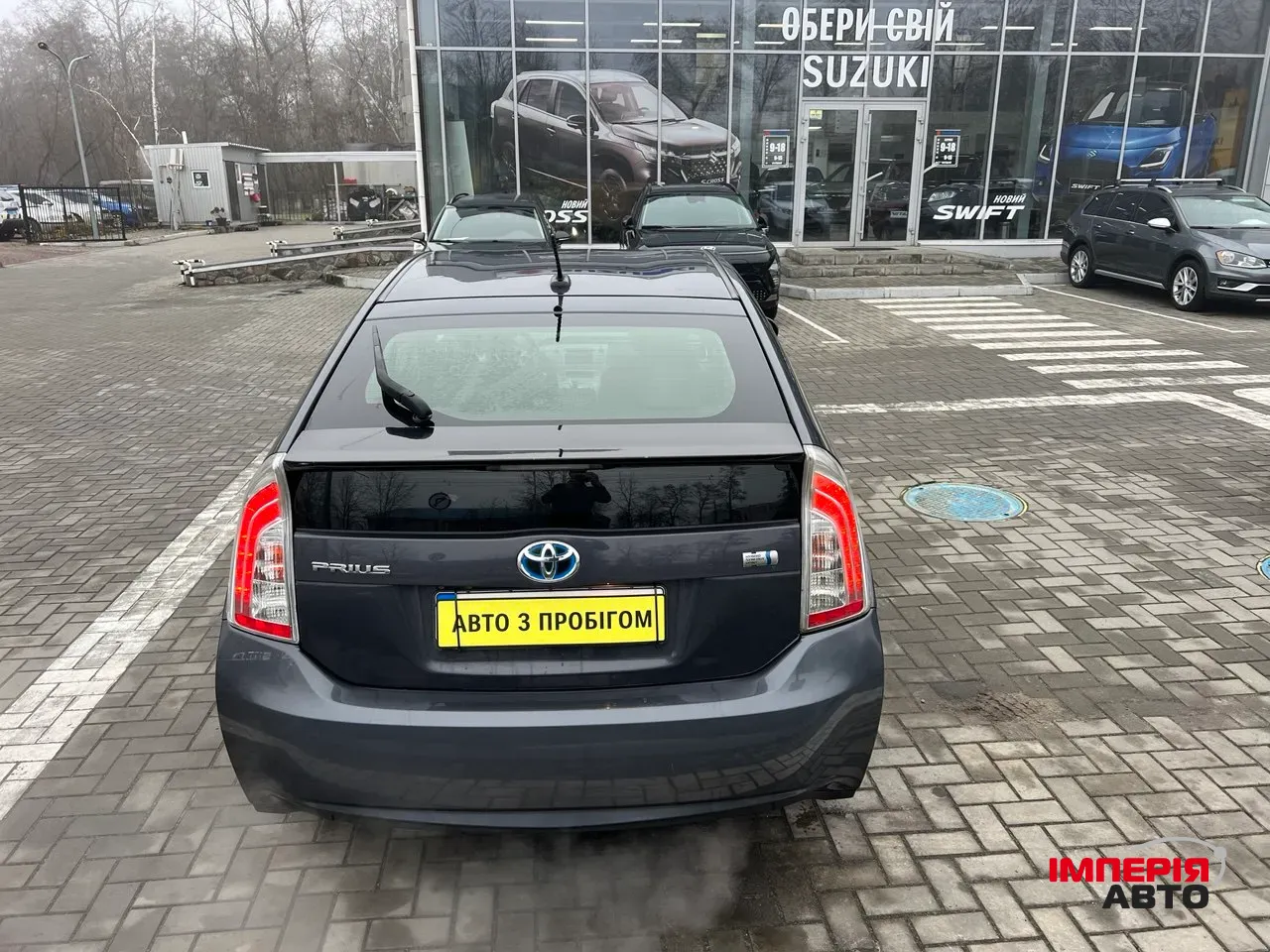 Toyota Prius - фото 2