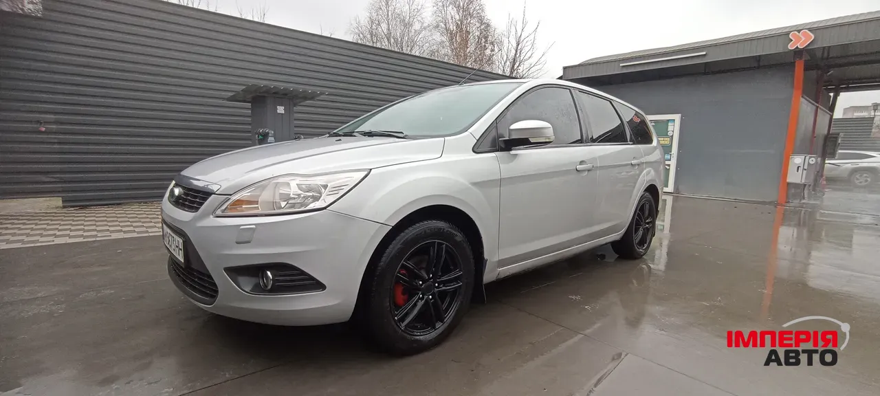 Ford Focus - фото 1