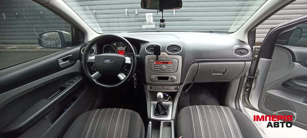 Ford Focus - фото 3