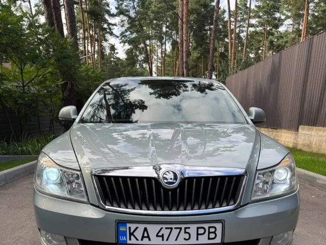 Skoda Octavia - фото 3