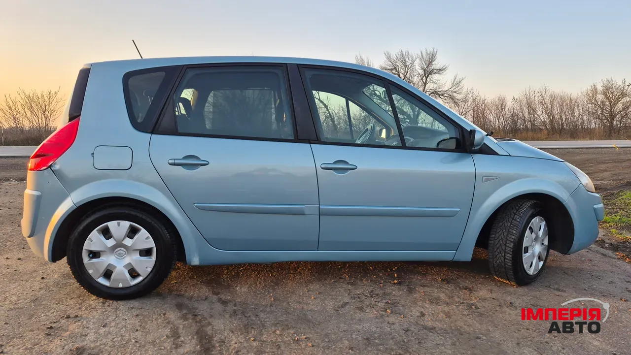 Renault Scenic - фото 2