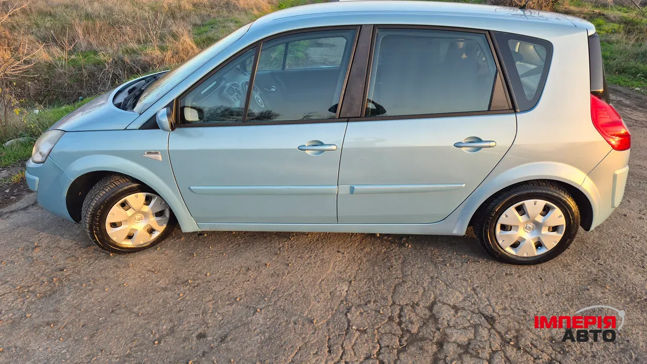 Renault Scenic - фото 3