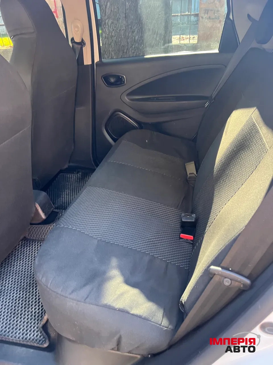 Renault ZOE - фото 5