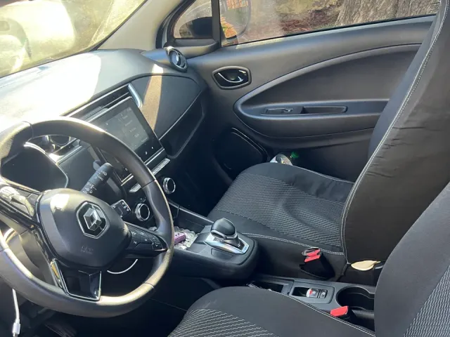 Renault ZOE - фото 4