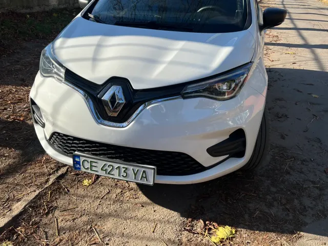 Renault ZOE - фото 1