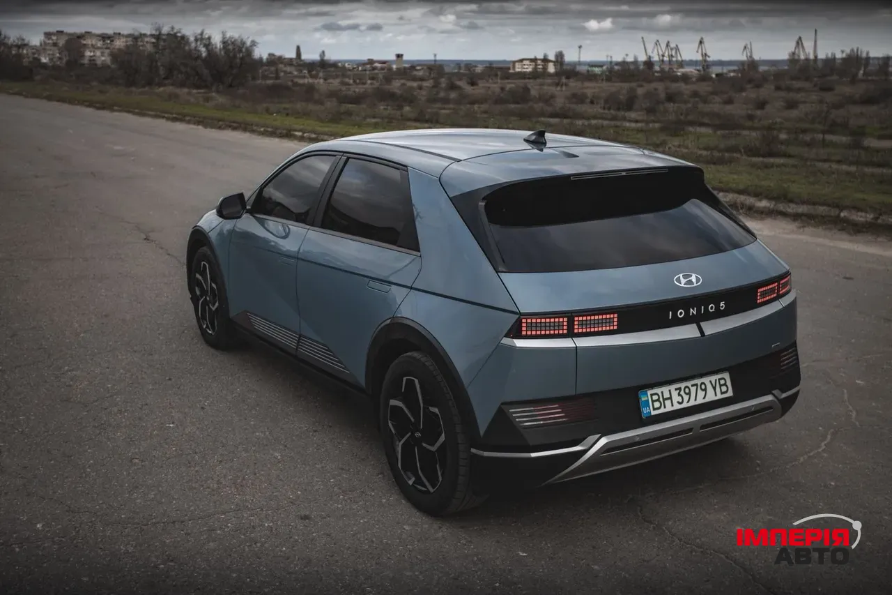 Hyundai IONIQ 5 - фото 3