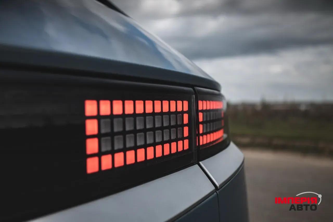 Hyundai IONIQ 5 - фото 6