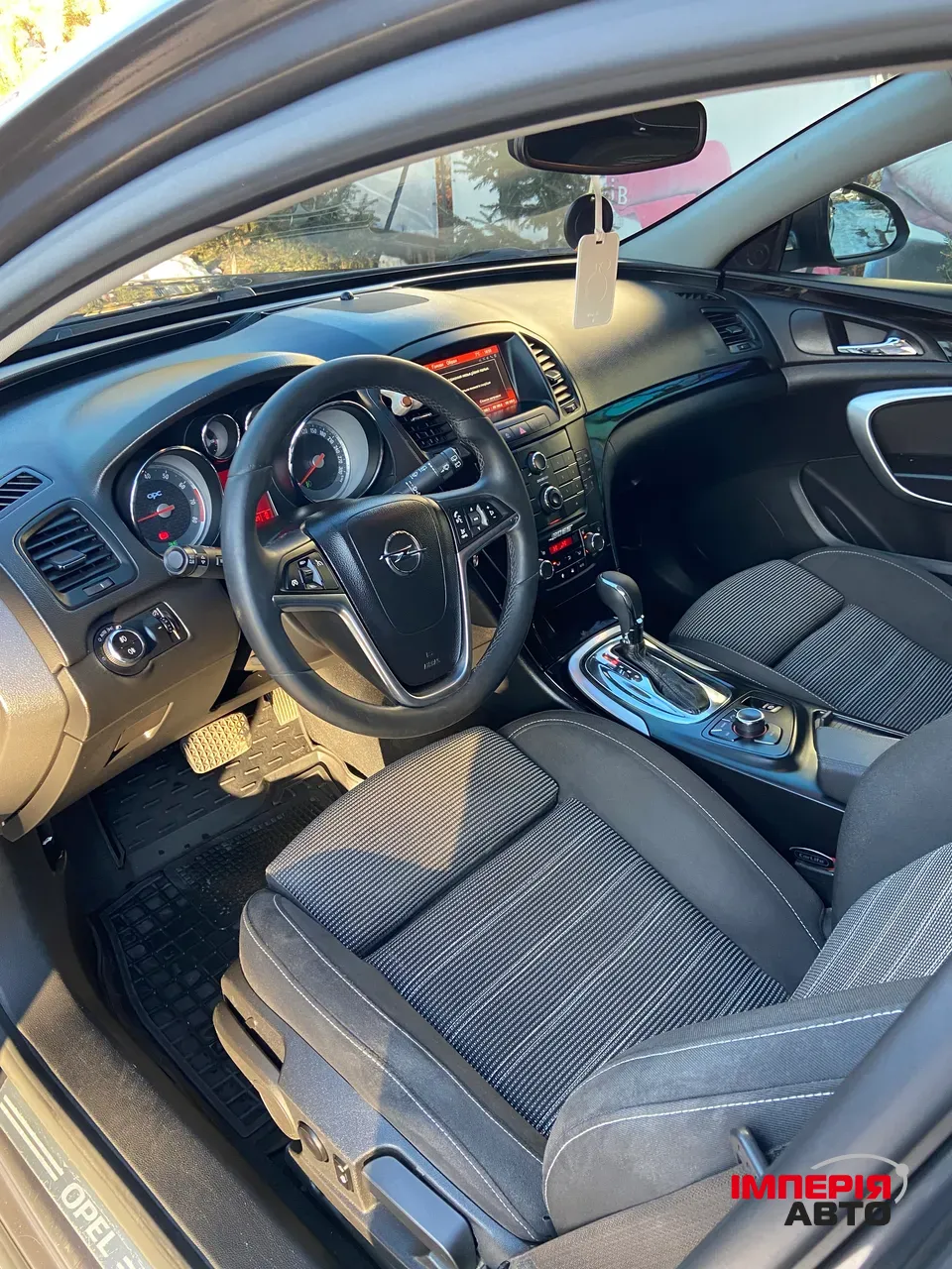 Opel Insignia - фото 10