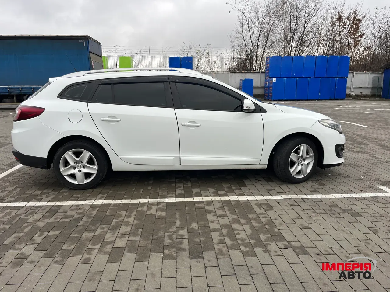 Renault Megane - фото 7