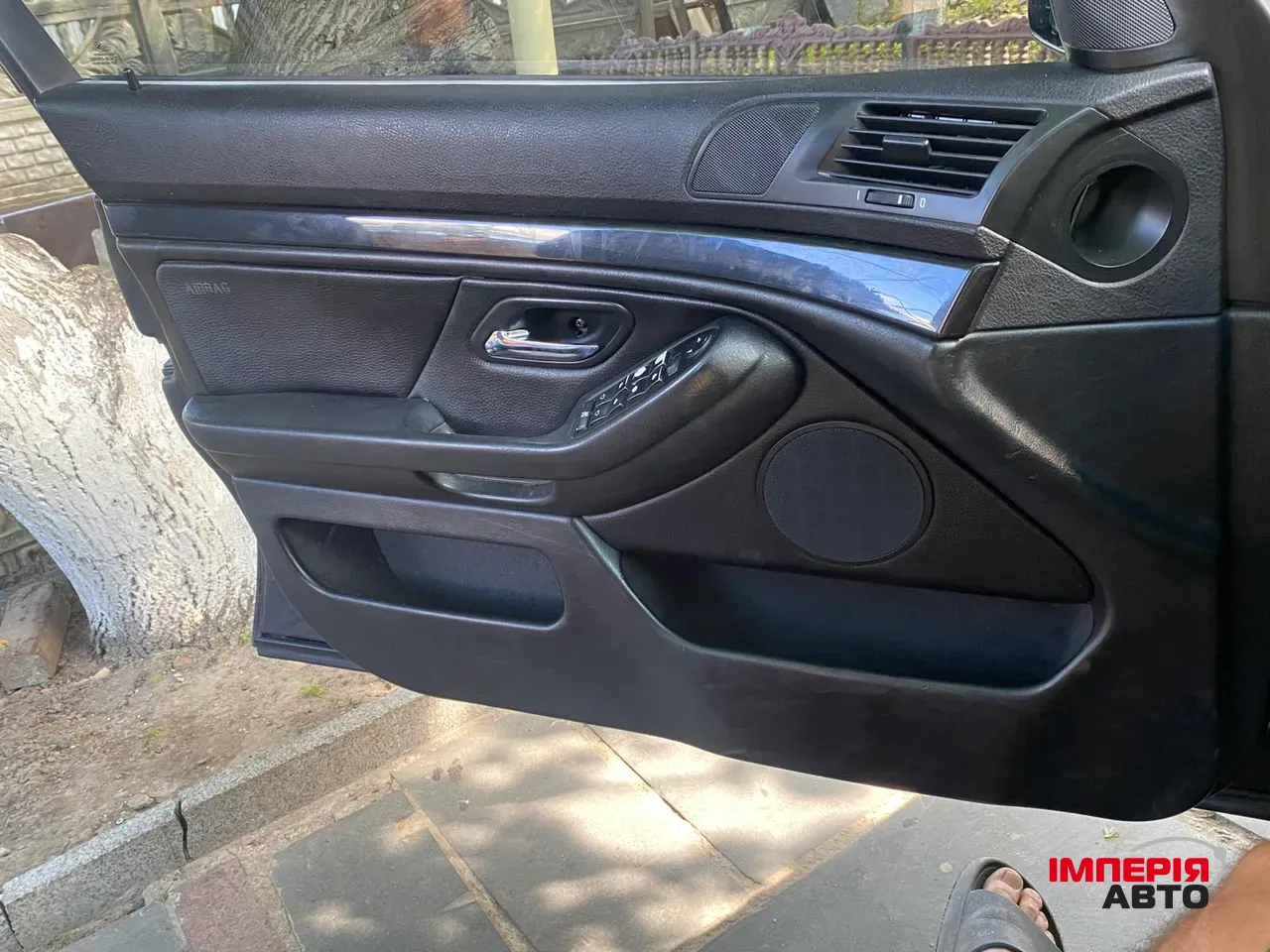 BMW 5 серії - фото 7