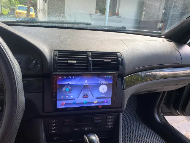 BMW 5 серії - фото 2