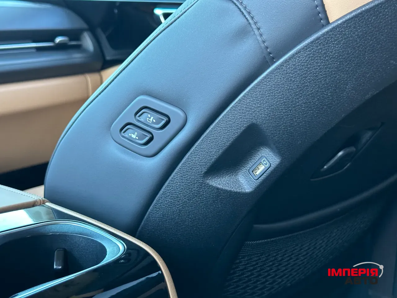 Kia Carnival - фото 24