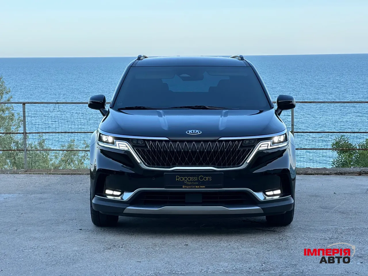 Kia Carnival - фото 3