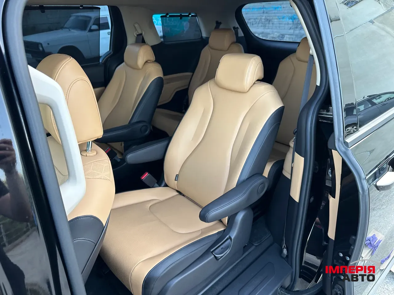 Kia Carnival - фото 19