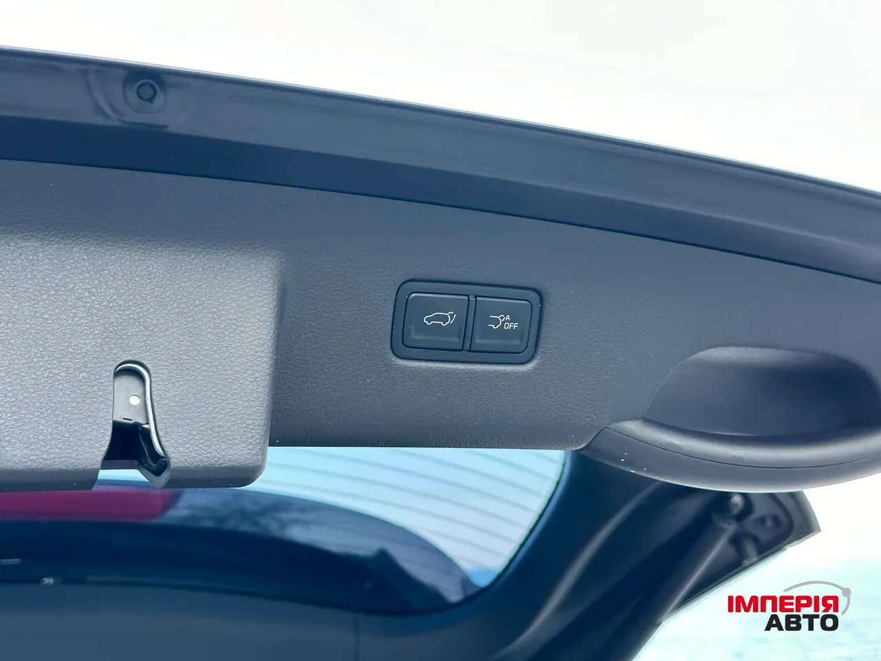 Kia Carnival - фото 27