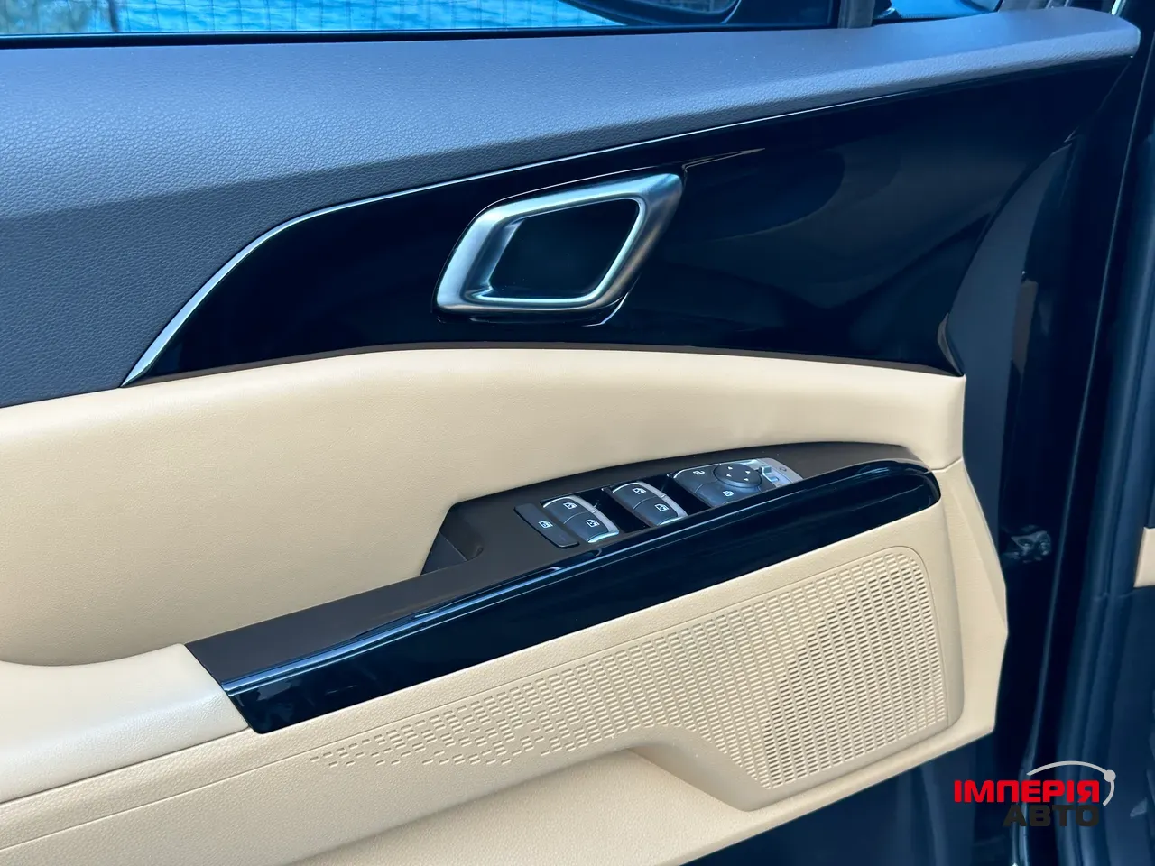 Kia Carnival - фото 23