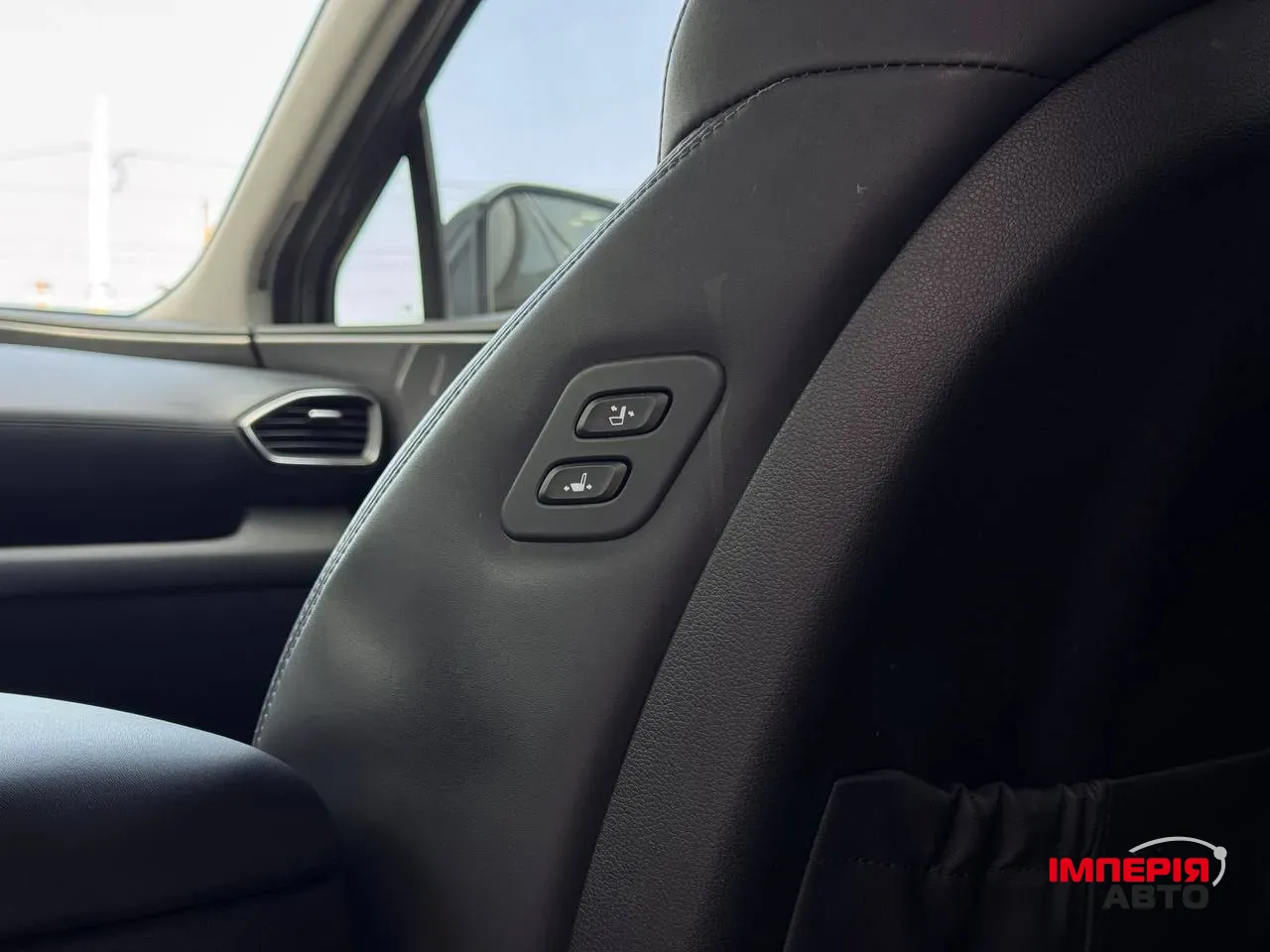 Hyundai Santa Fe - фото 8