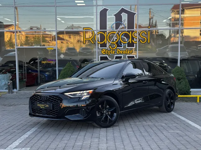 Audi A3 - фото 1