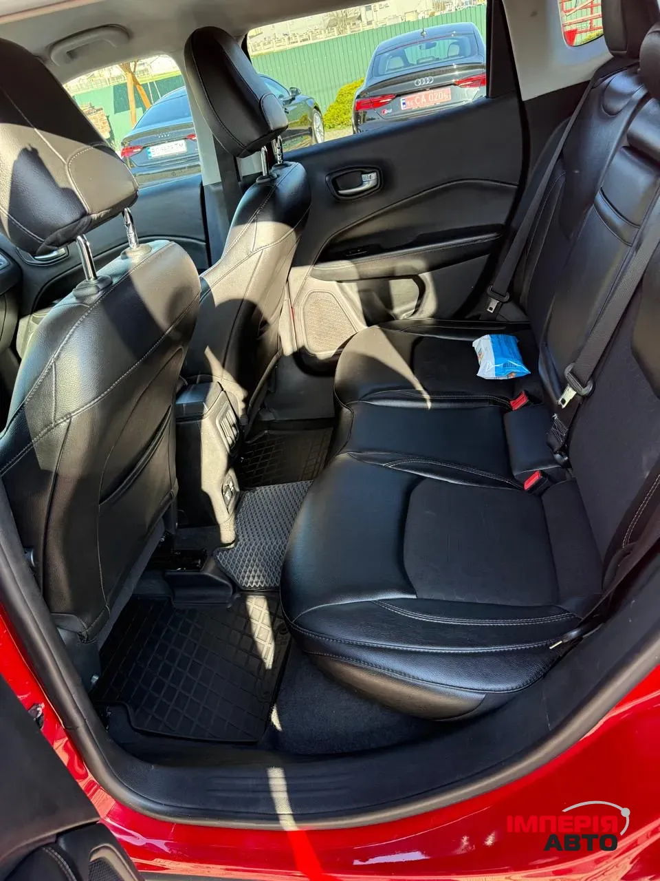 Jeep Compass - фото 12