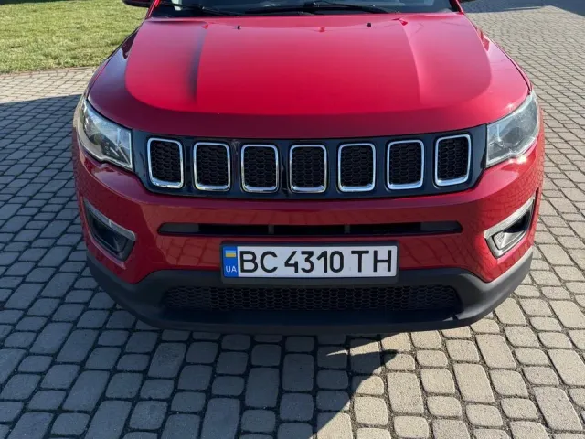Jeep Compass - фото 1