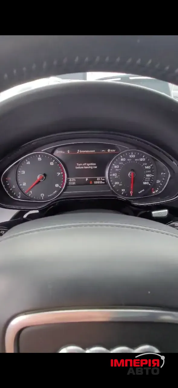 Audi A8 - фото 7