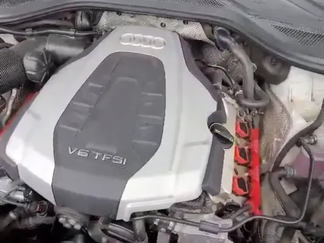 Audi A8 - фото 5