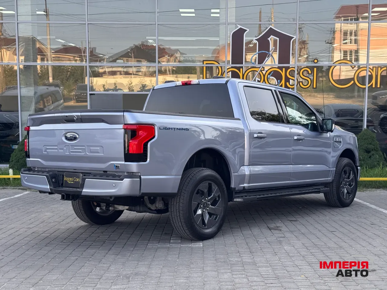 Ford F-150 - фото 3