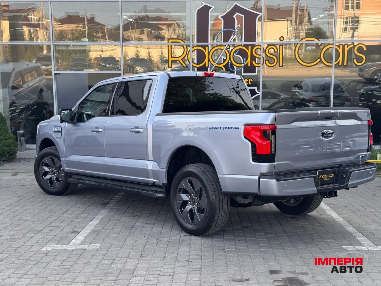 Ford F-150 - фото 8