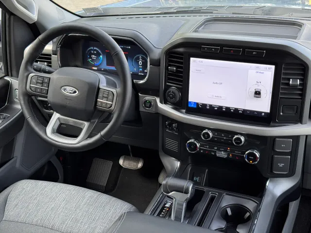 Ford F-150 - фото 2