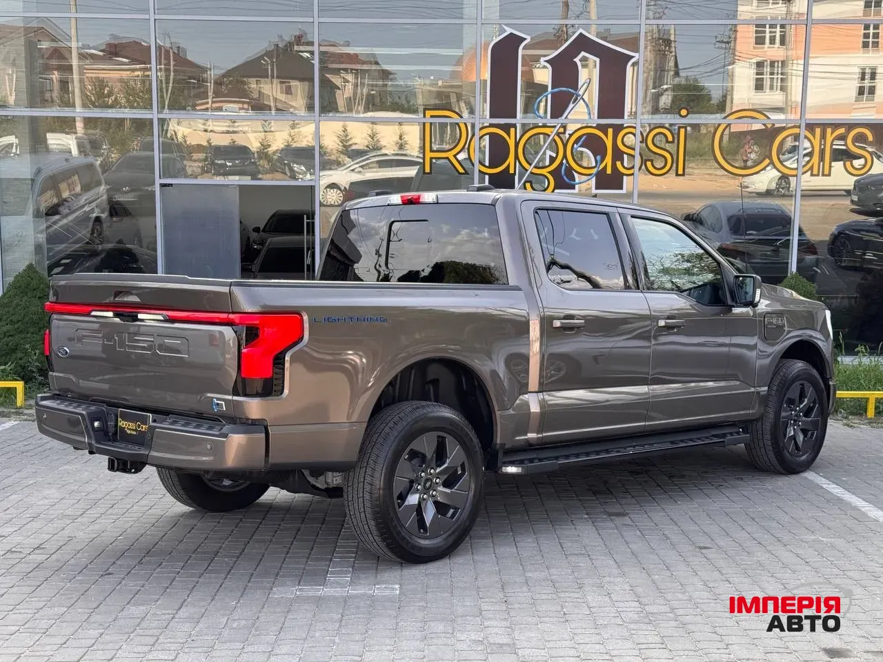 Ford F-150 - фото 8