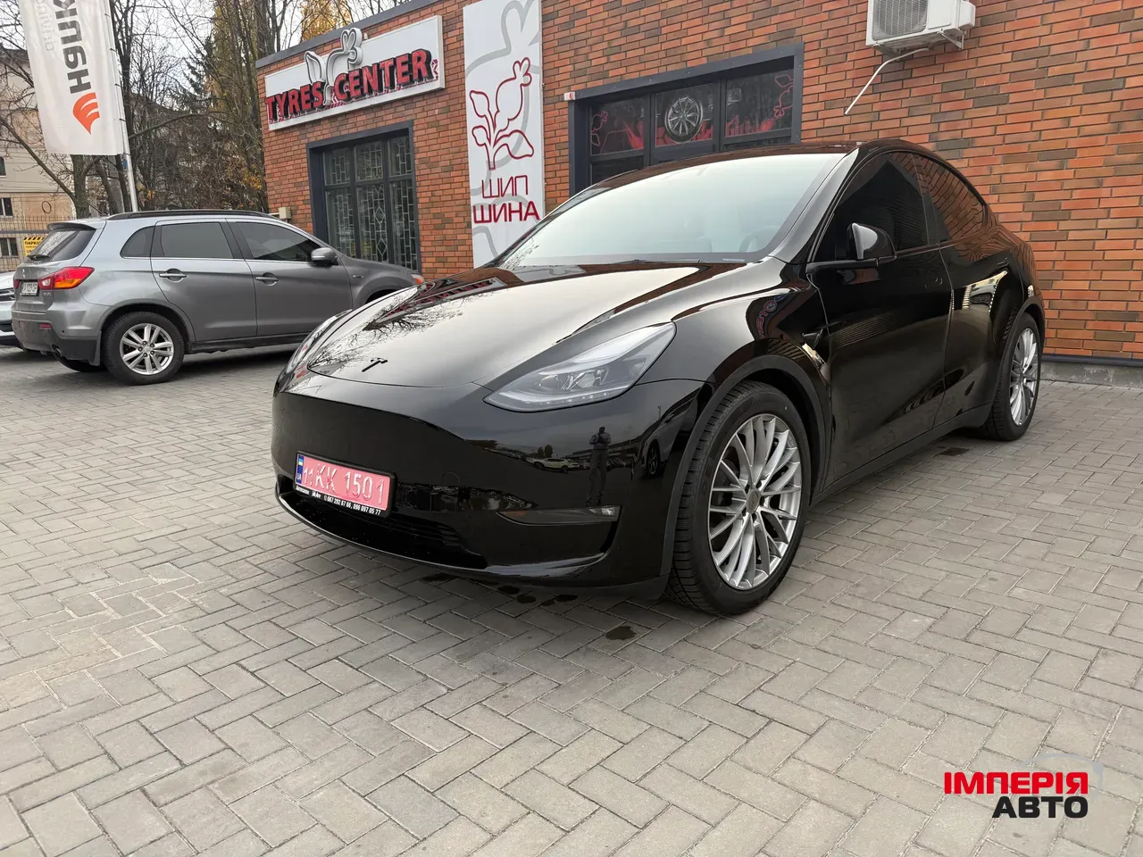 Tesla Model Y - фото 2