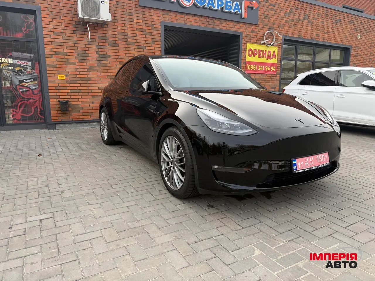 Tesla Model Y - фото 1