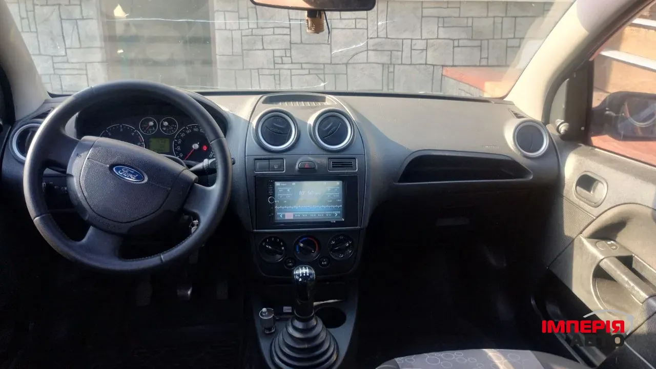 Ford Fiesta - фото 2