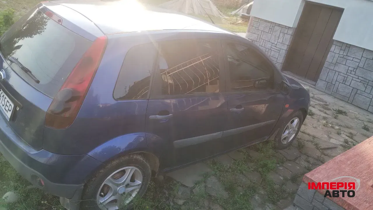 Ford Fiesta - фото 4