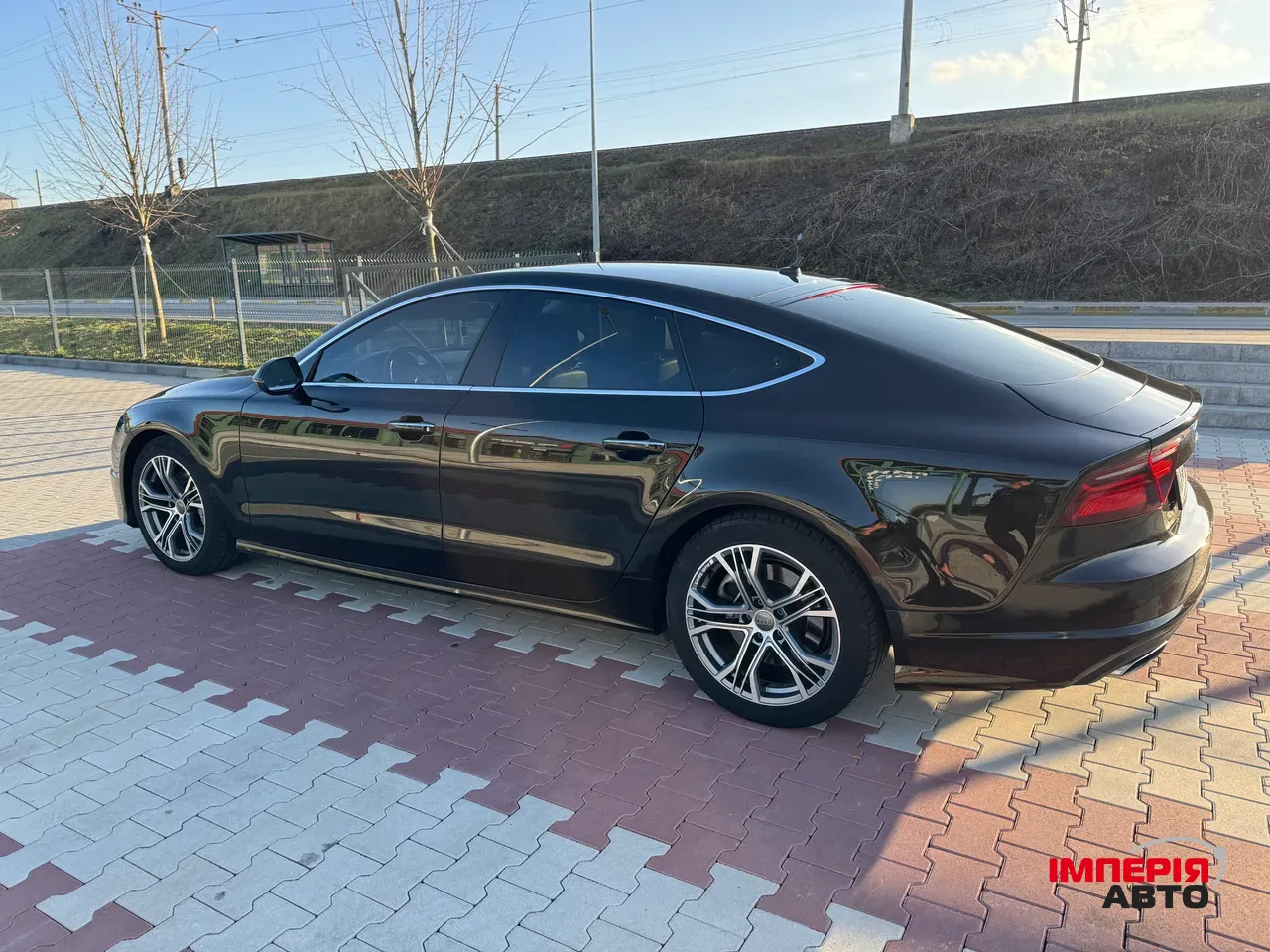 Audi A7 - фото 4