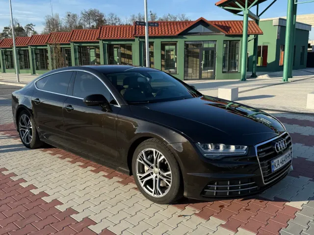 Audi A7 - фото 3