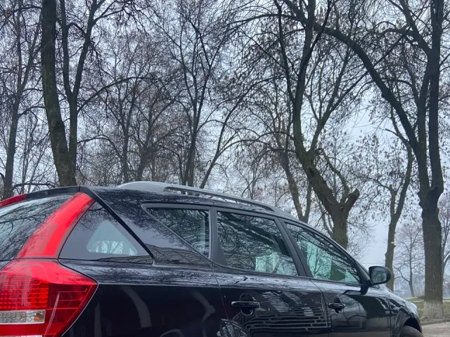 Kia Ceed - фото 3