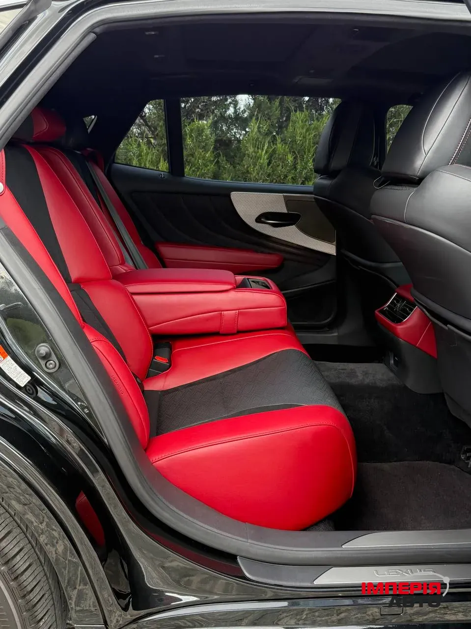 Lexus LS - фото 11