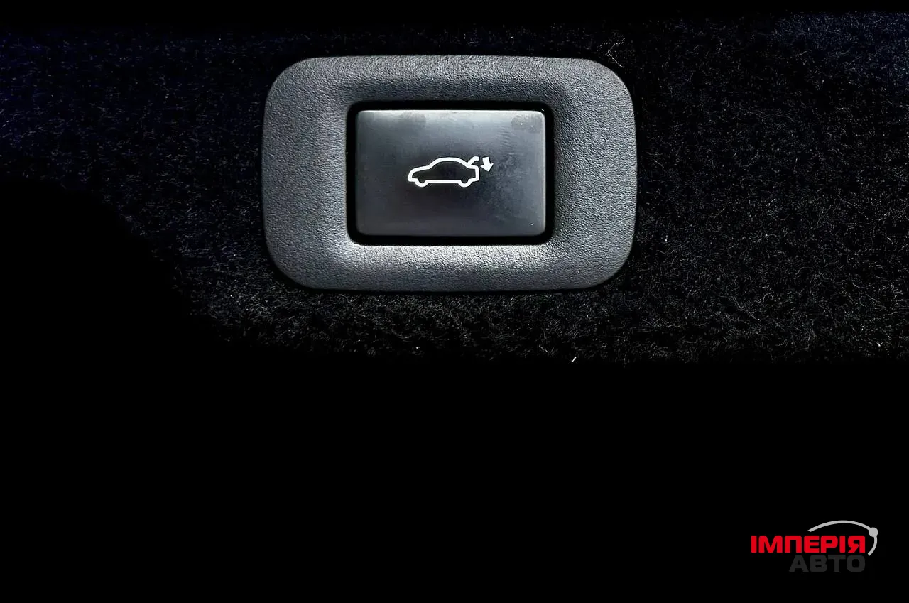 Lexus LS - фото 37