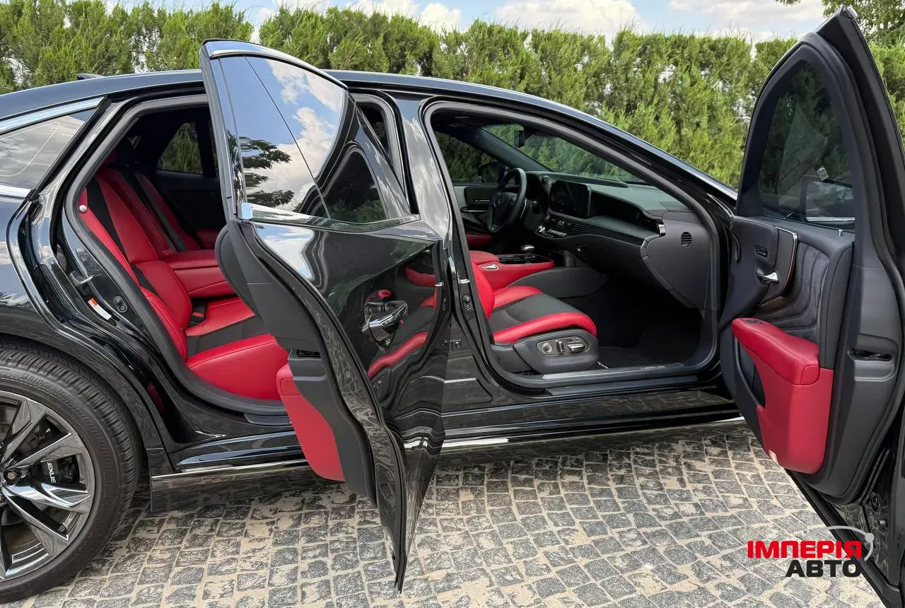 Lexus LS - фото 18