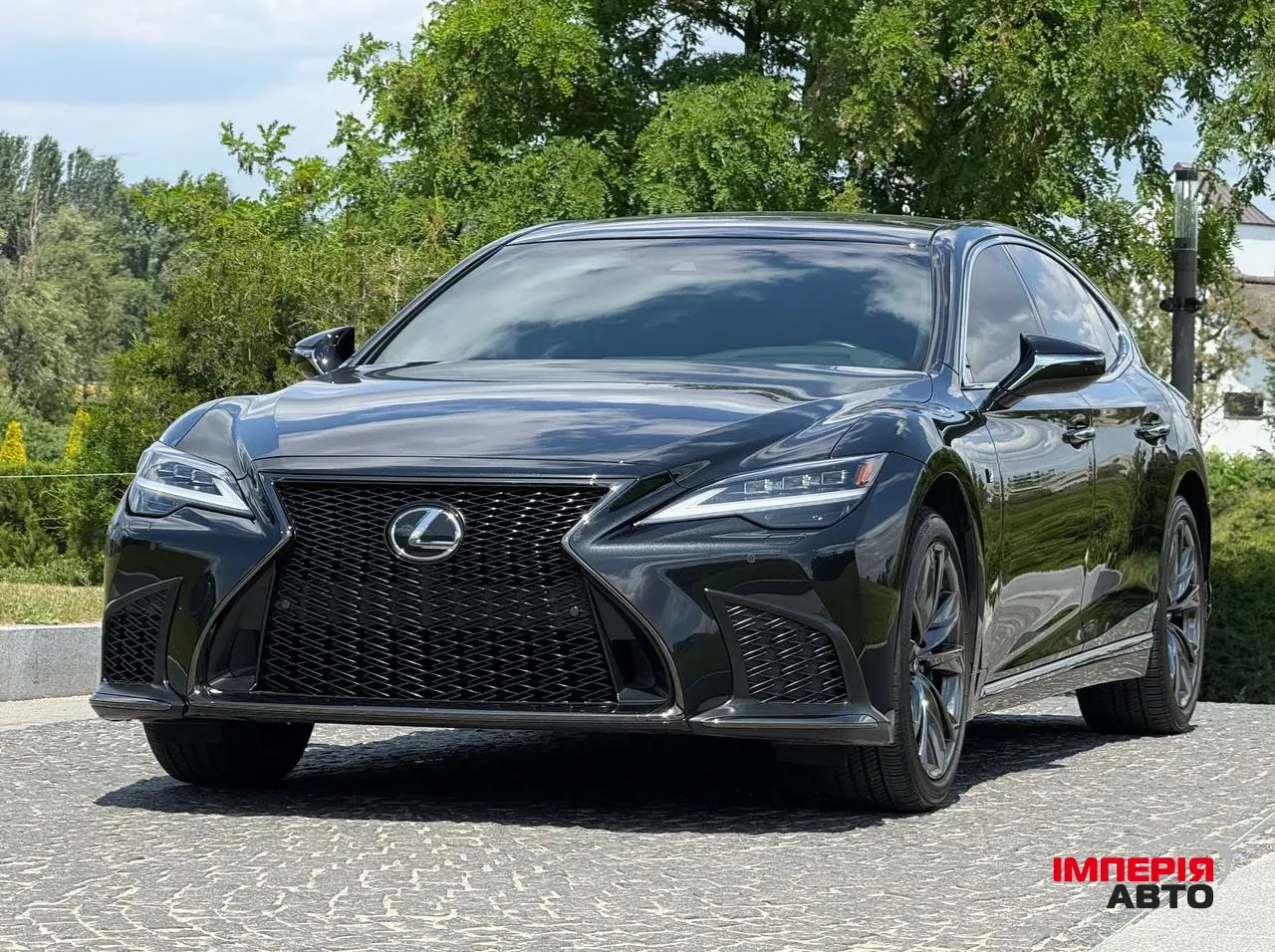 Lexus LS - фото 5
