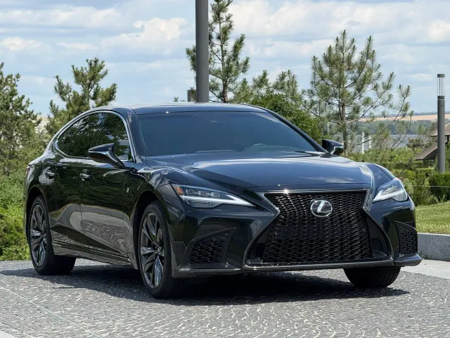 Lexus LS - фото 4