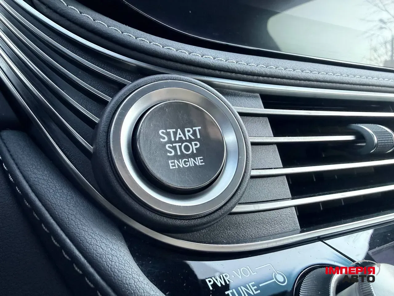 Lexus LS - фото 27