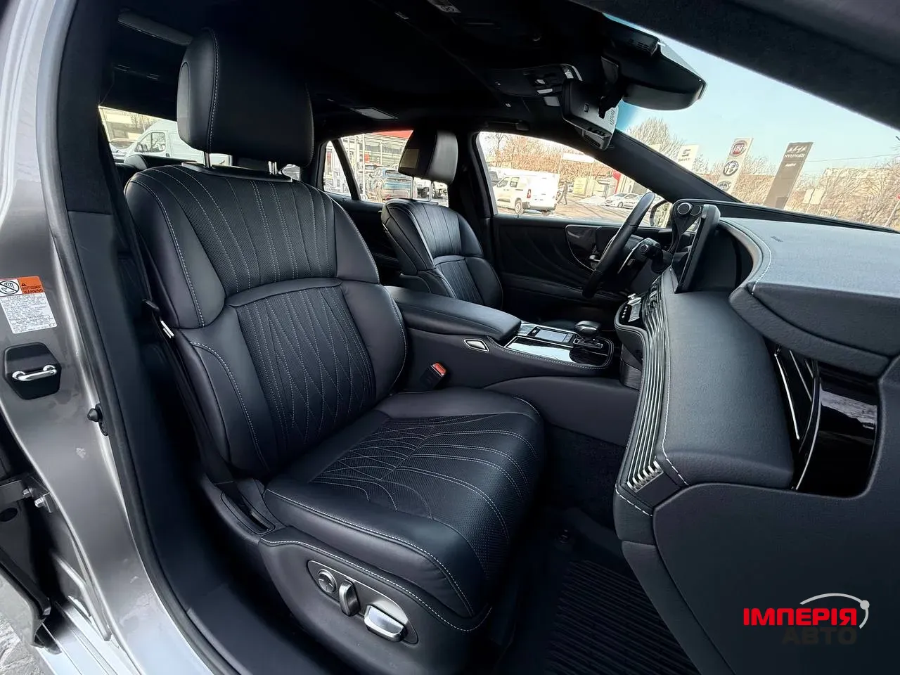 Lexus LS - фото 41