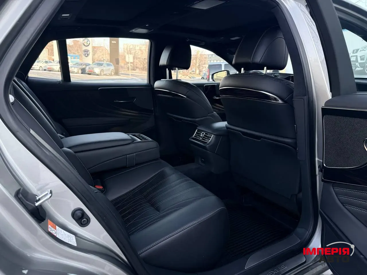 Lexus LS - фото 37