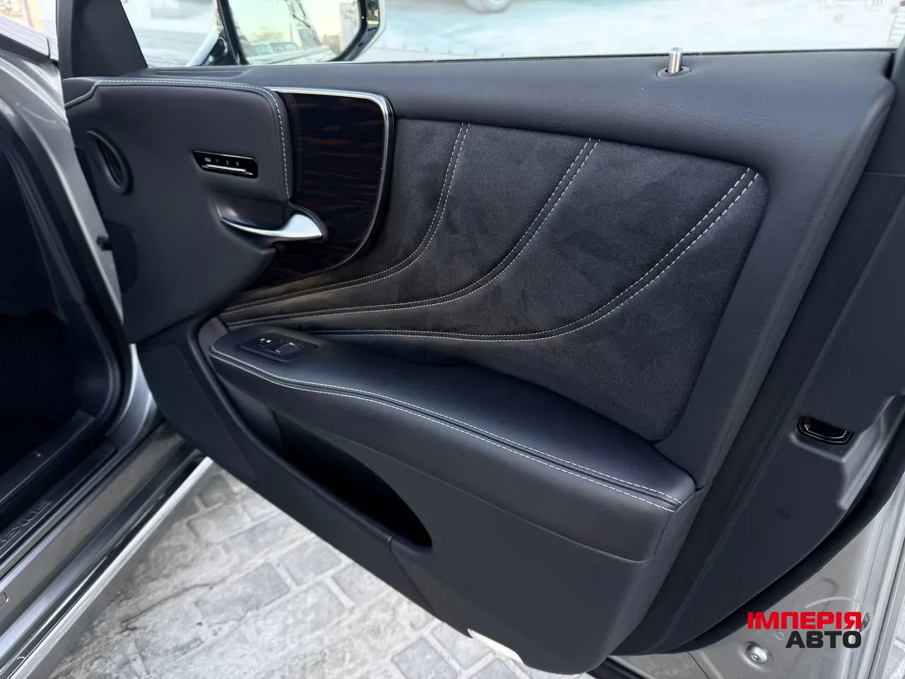 Lexus LS - фото 40