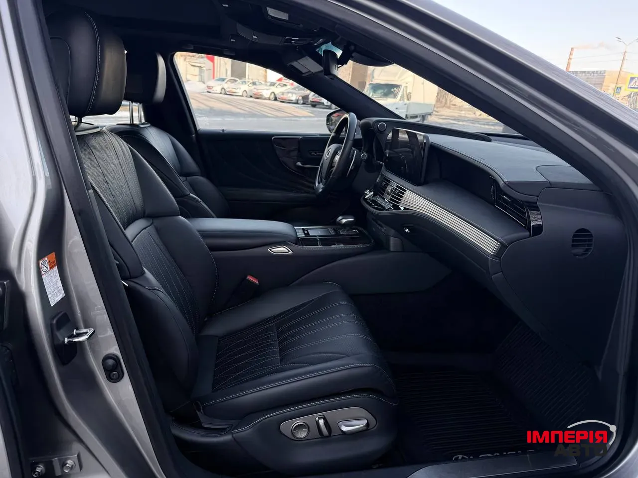 Lexus LS - фото 42