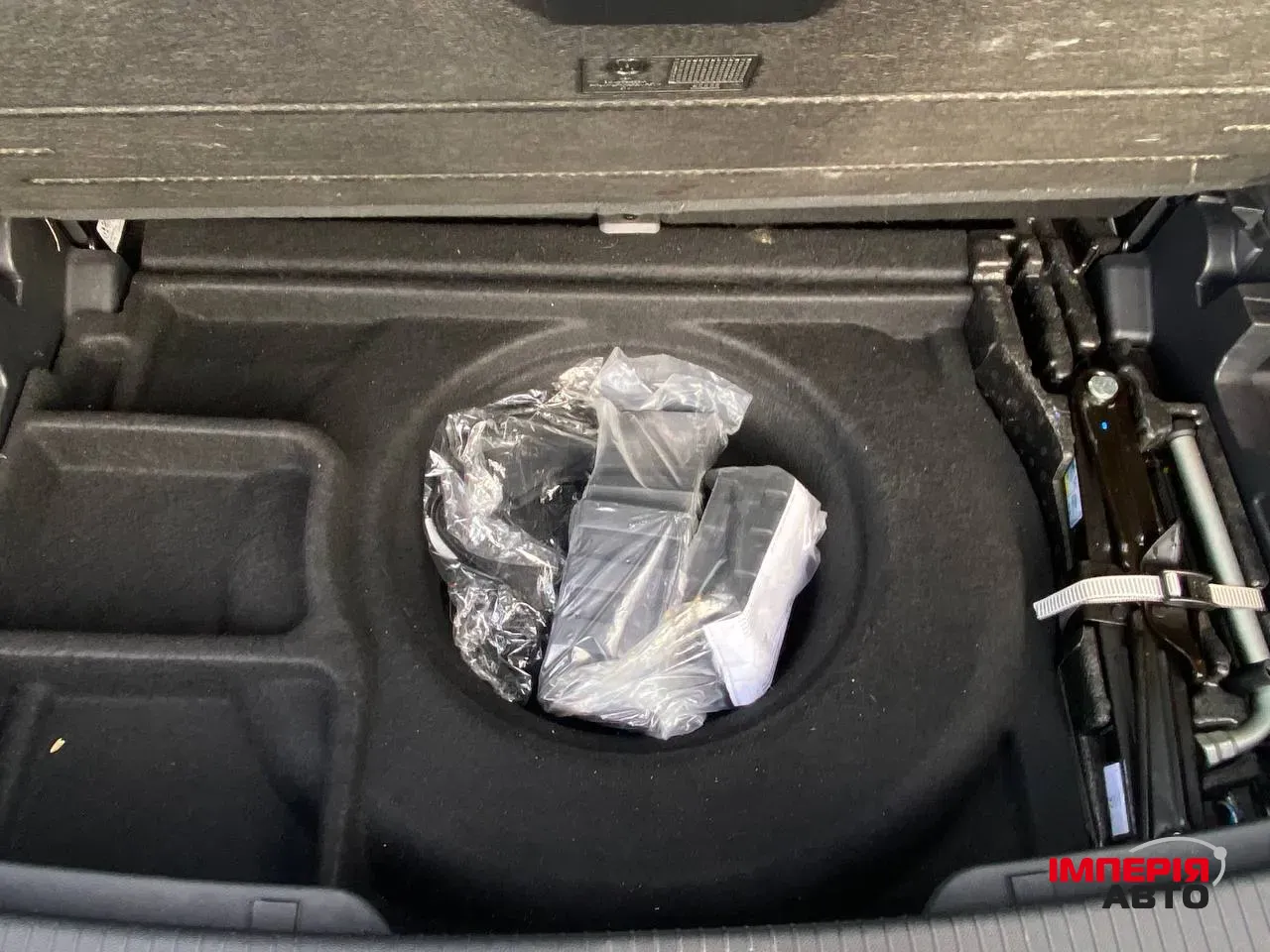 Volkswagen Atlas - фото 24