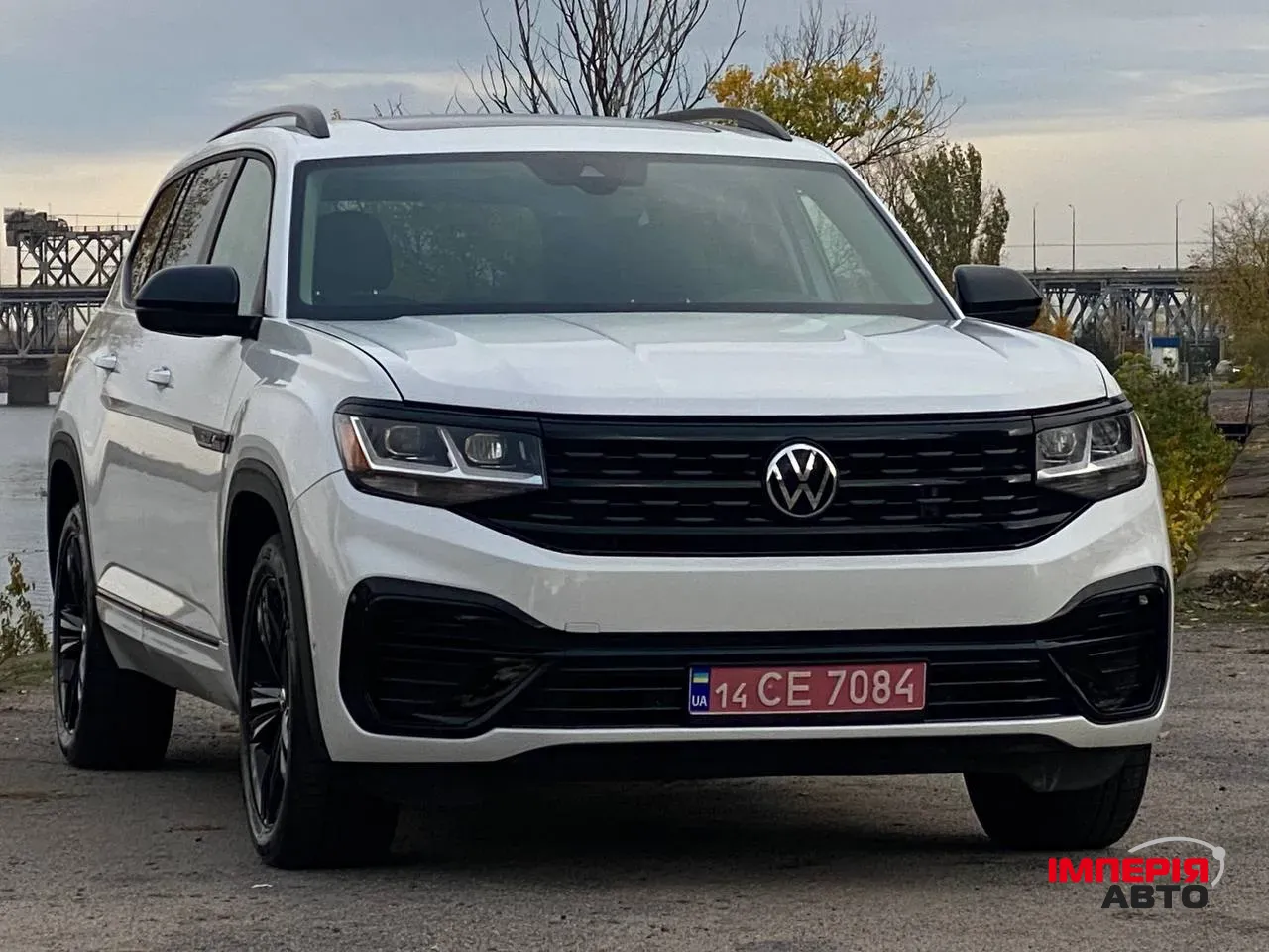 Volkswagen Atlas - фото 1